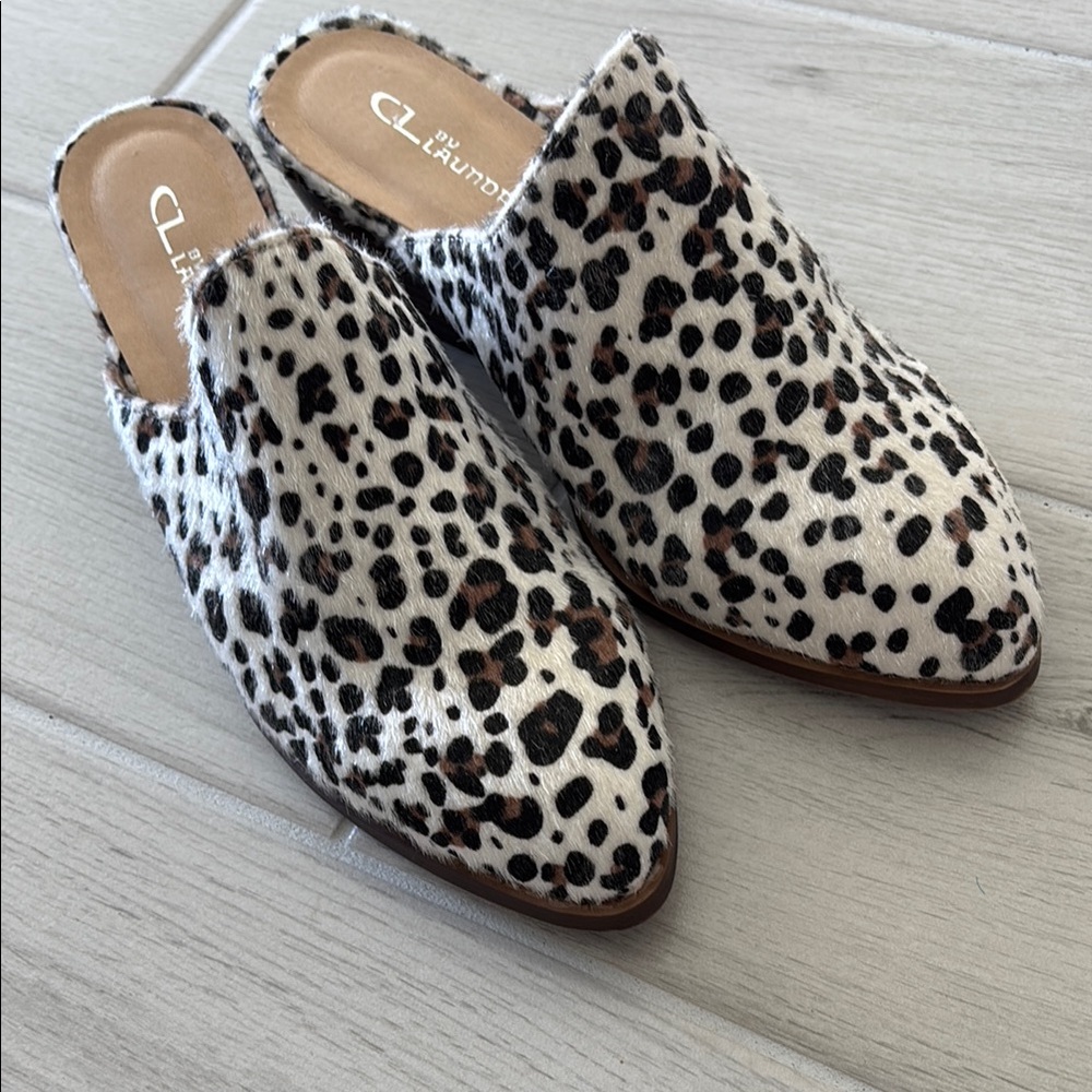 CL By Laundry Leopard Faux Fur Slip On Mule Heel. SIZE 8